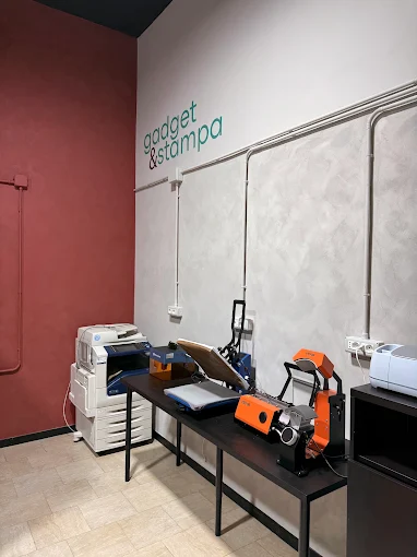Gadget e stampa nello studio Erreddi